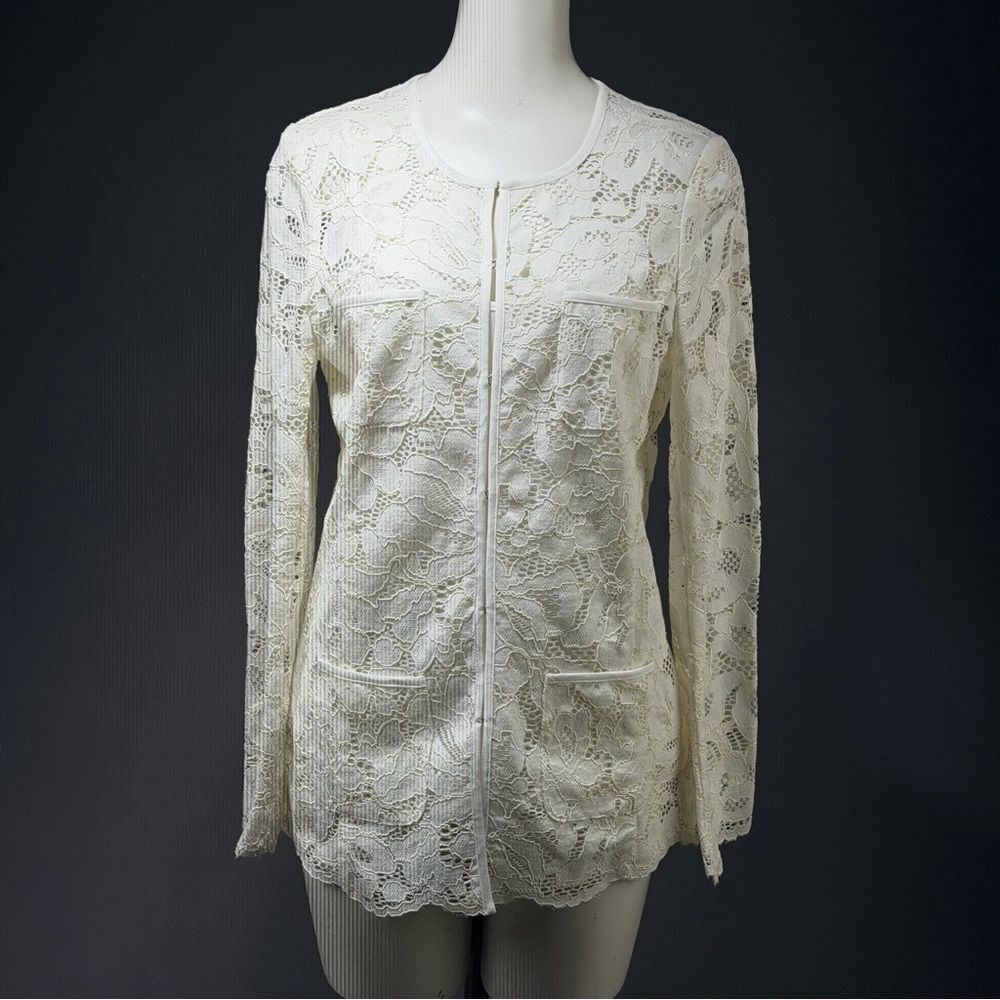 Karl Lagerfeld White Lace Detail Garment (rack3)